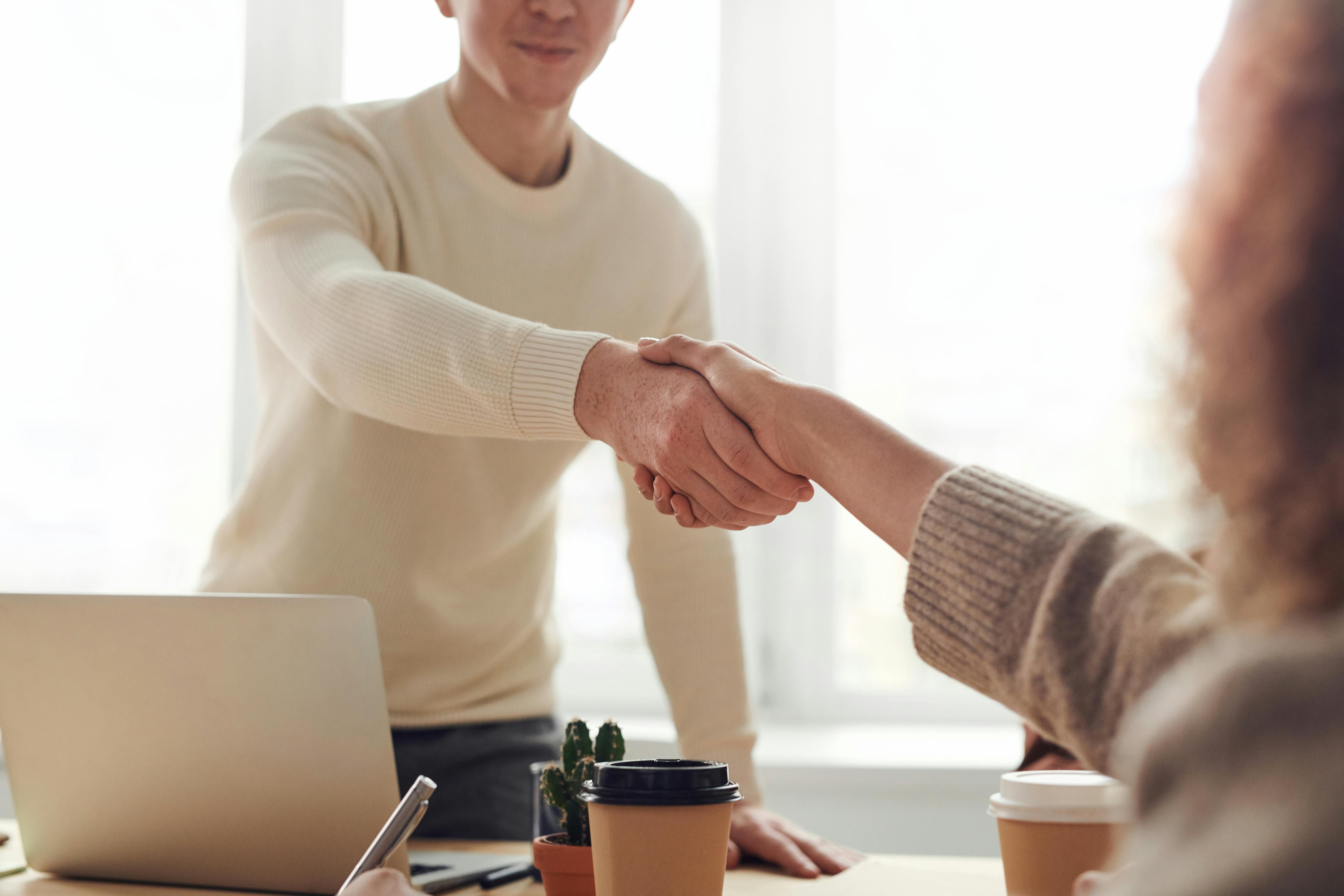 The Founder's Guide to Cold Outreach Conversion Rates (with ChatGPT Prompts & Benchmarks)