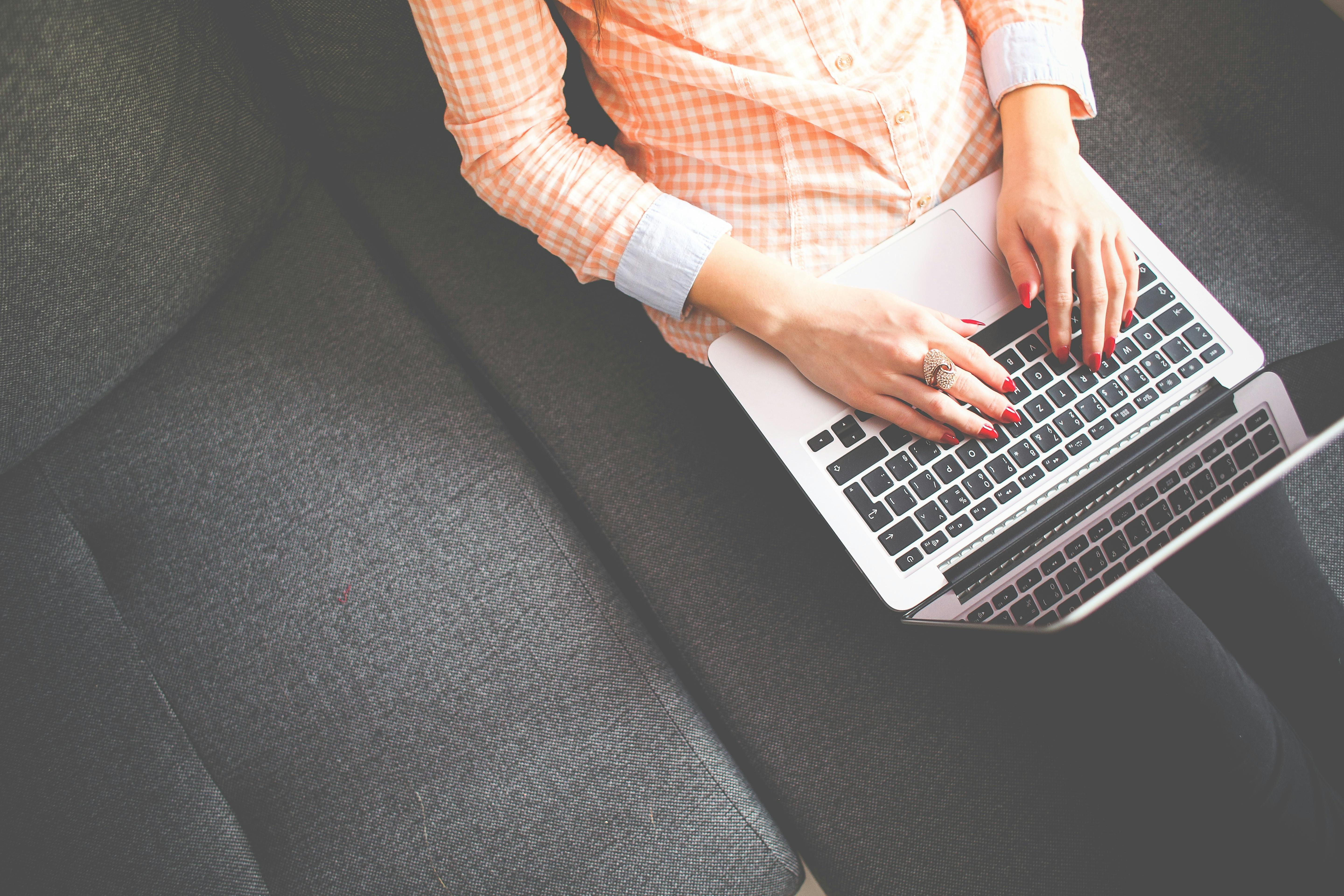 The Founder's Guide to Writing Cold Outreach Emails That Get Replies (With ChatGPT Prompts & Templates)